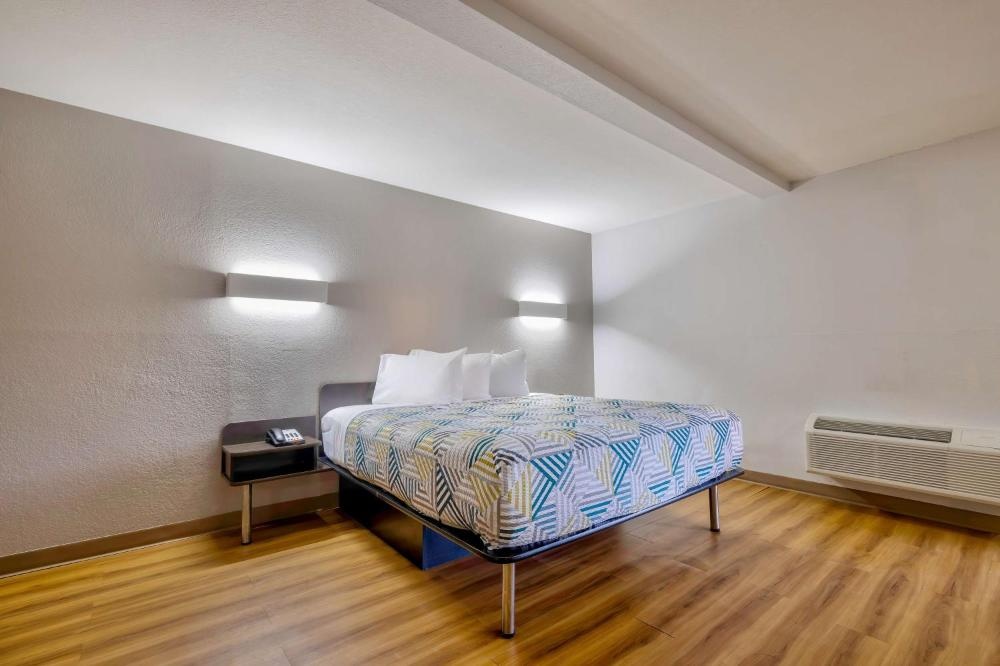 Motel 6 Little Rock AR South